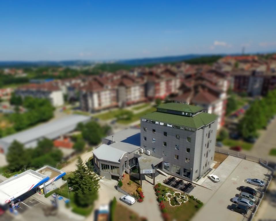 Hotel Albo Bor Luaran gambar